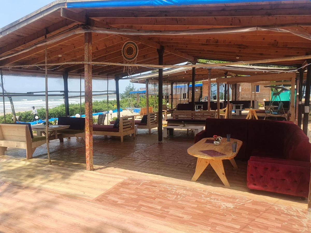 Love Temple Beach Resort アランボル エクステリア 写真